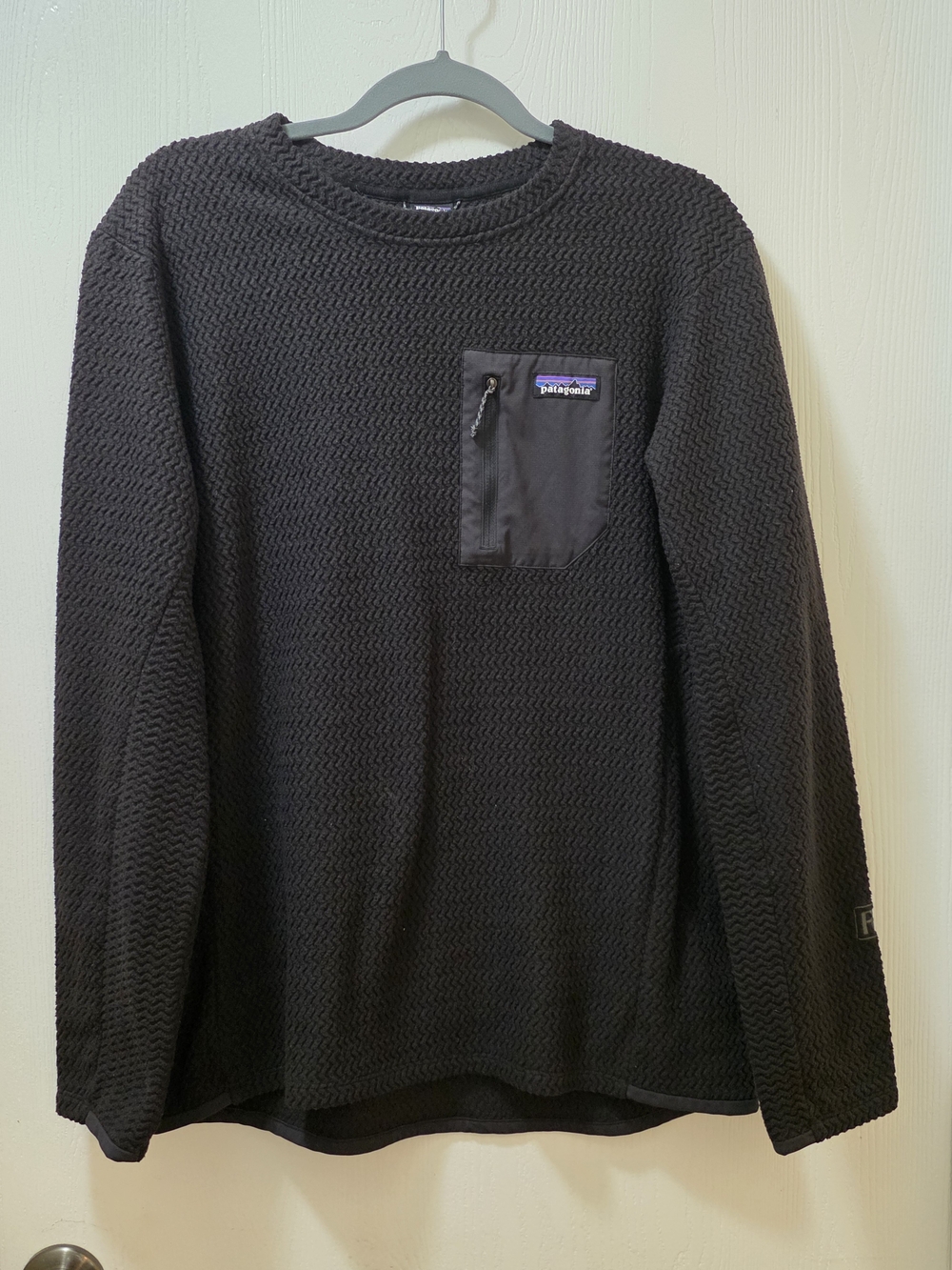 Patagonia Men’s Black Textured Crew Pullover Sweater